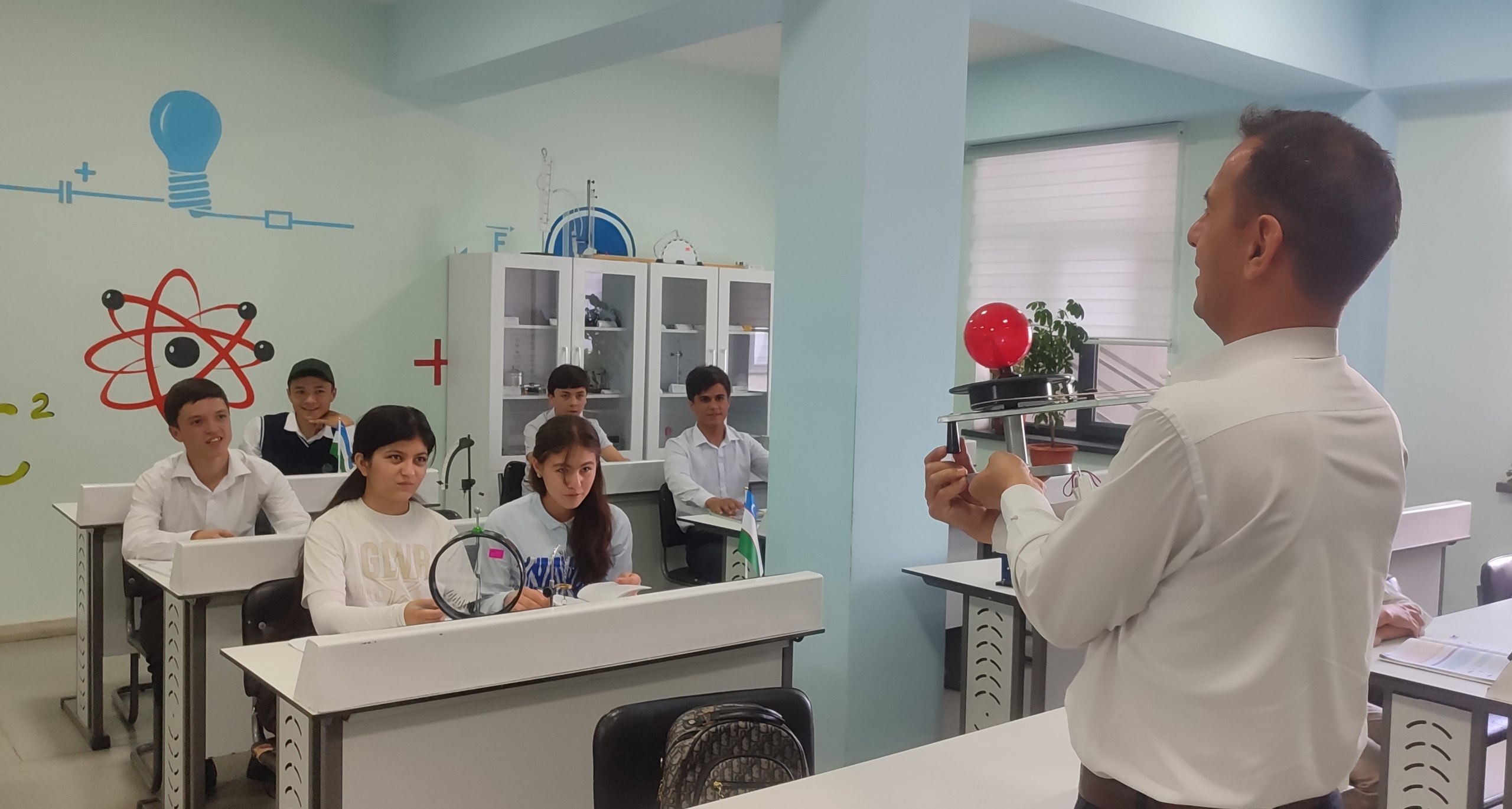 Ilmiy laboratoriya va innovatsion loyihalar